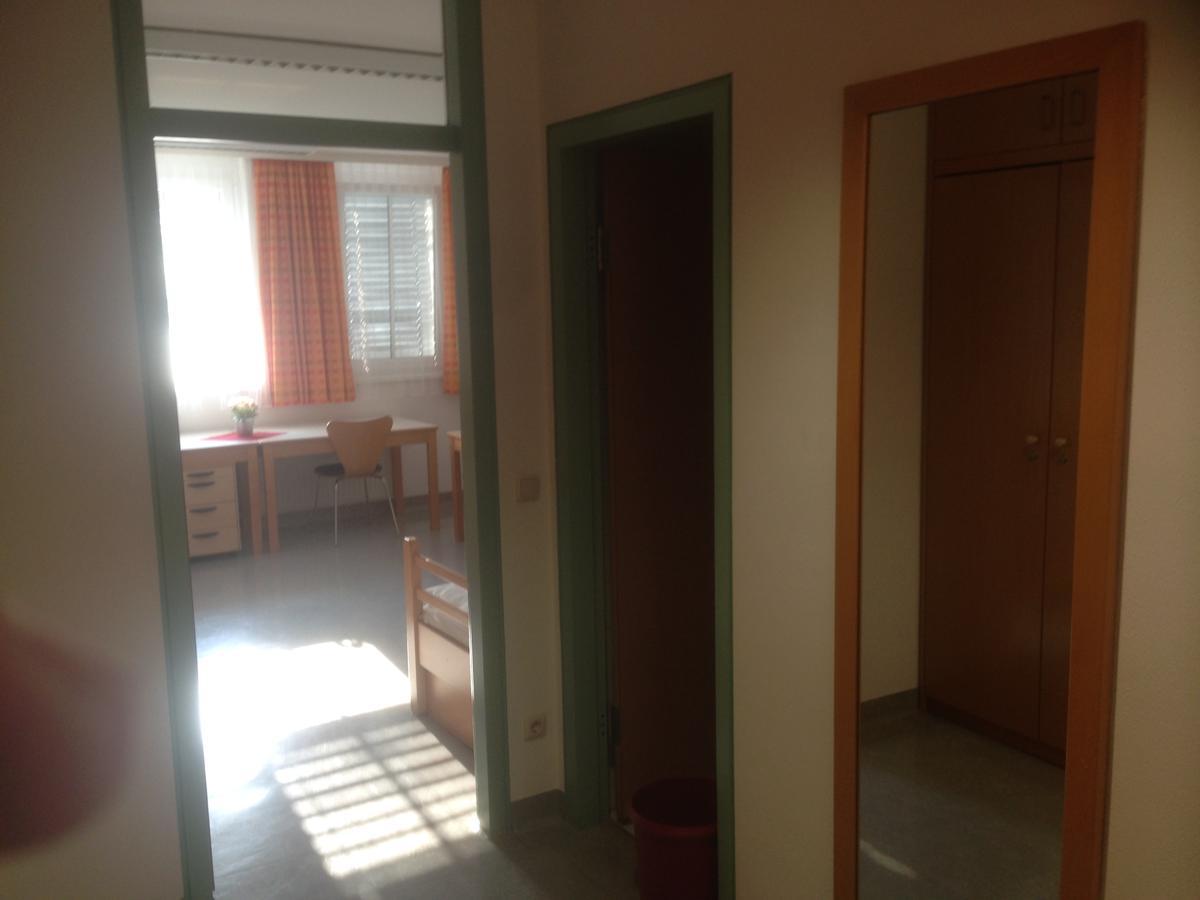 Hostel Obertrum ภายนอก รูปภาพ